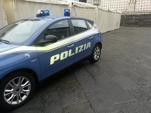 Una volante della polizia