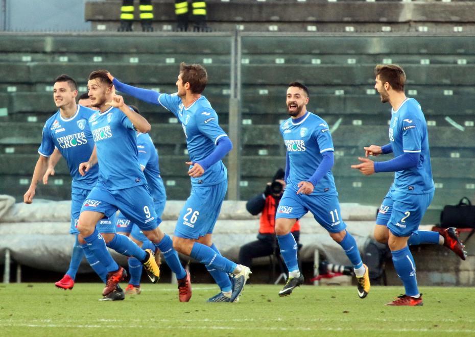 Donnarumma sugli scudi, ok Krunic e Pasqual 