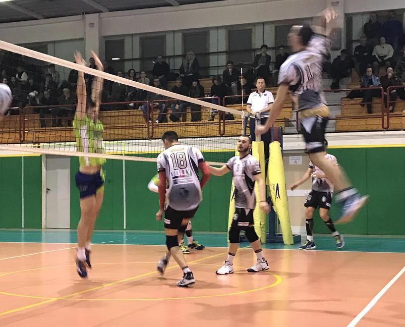 Fucecchio sembra uno schiacciasassi 