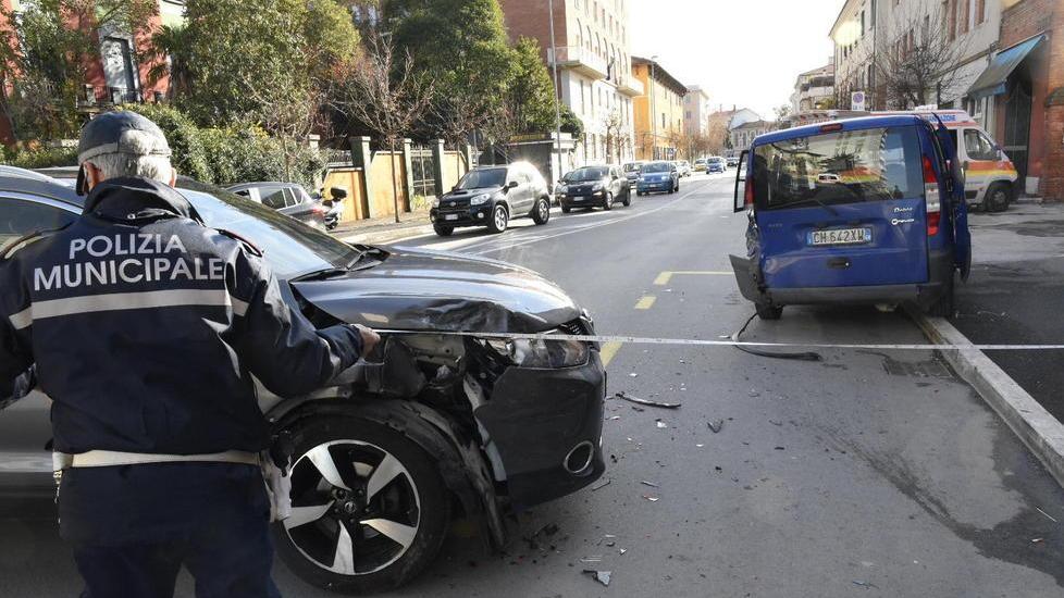 Tamponamento vicino alla stazione