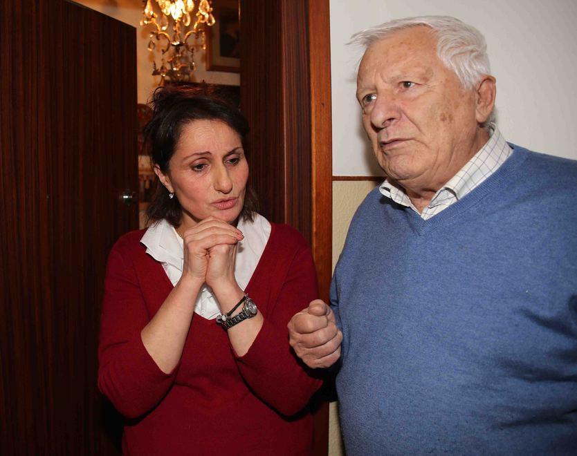 Sequestrati in casa, due le principali piste 