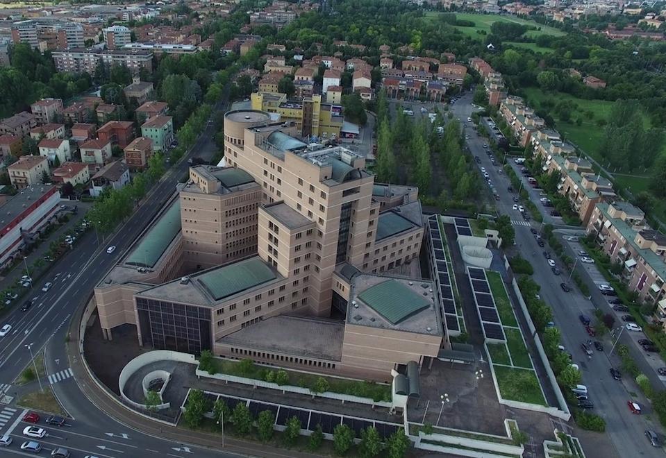 Modena, «Il direzionale Manfredini? Un problema, si vende» 