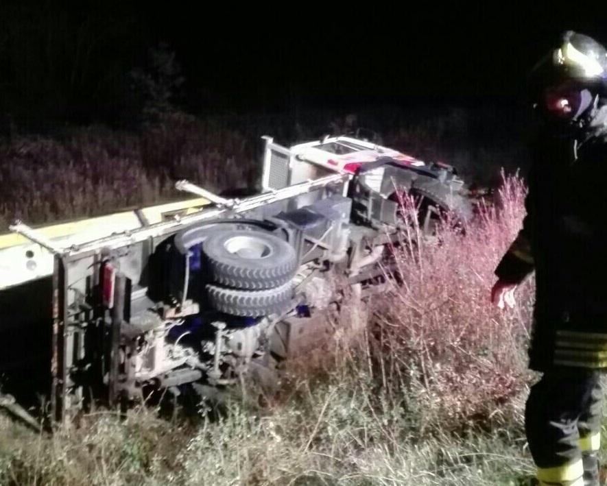 Il camion coinvolto nell'incidente