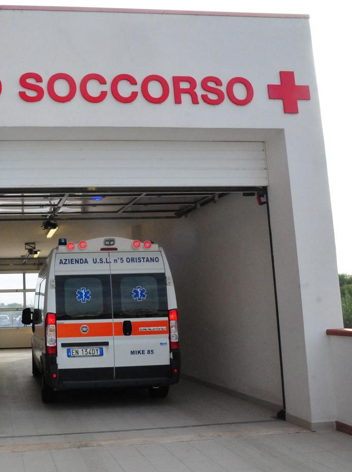 Viale Repubblica, pensionata travolta da un’automobile