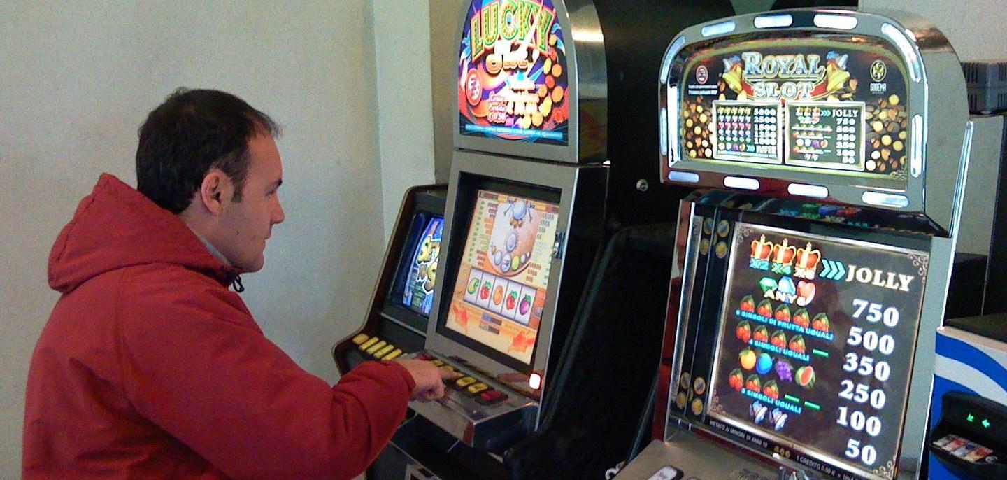 Slot machine, in fumo 25 milioni di euro 