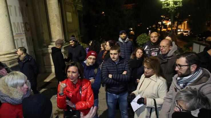 Assemblea partecipata alla fine solo M5S dice no