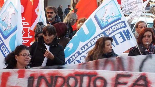 Mense e pulizie, il sindacato chiede tempo alle aziende