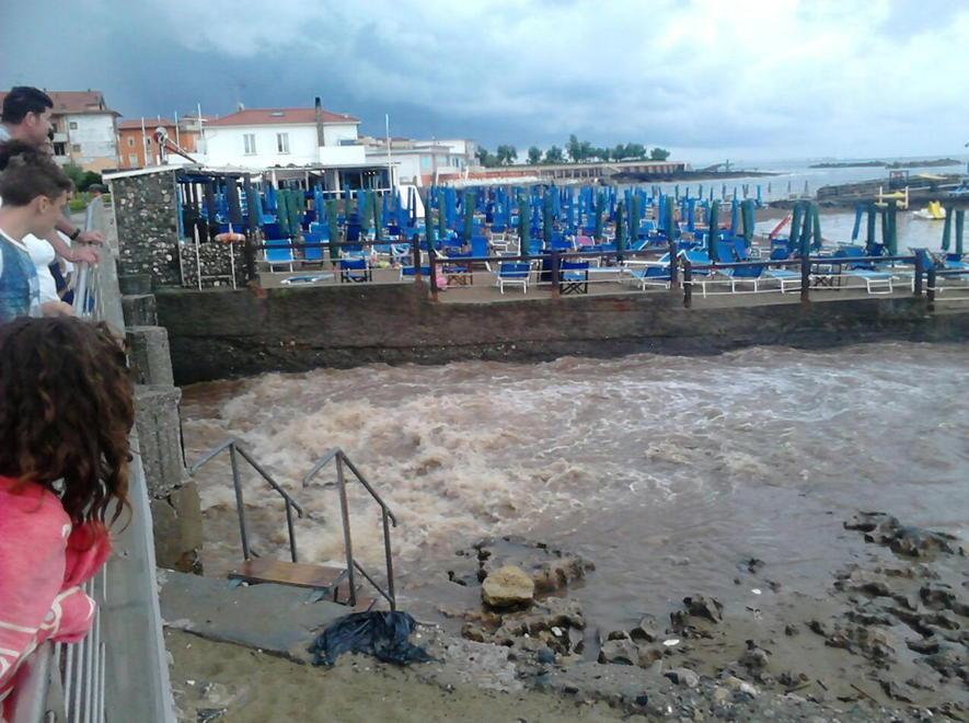 Alluvioni, allarme sui fossi per avvisare i cittadini