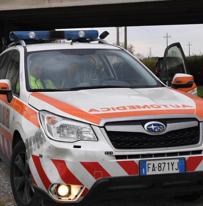 Novantenne si spara al petto perché era rimasto vedovo