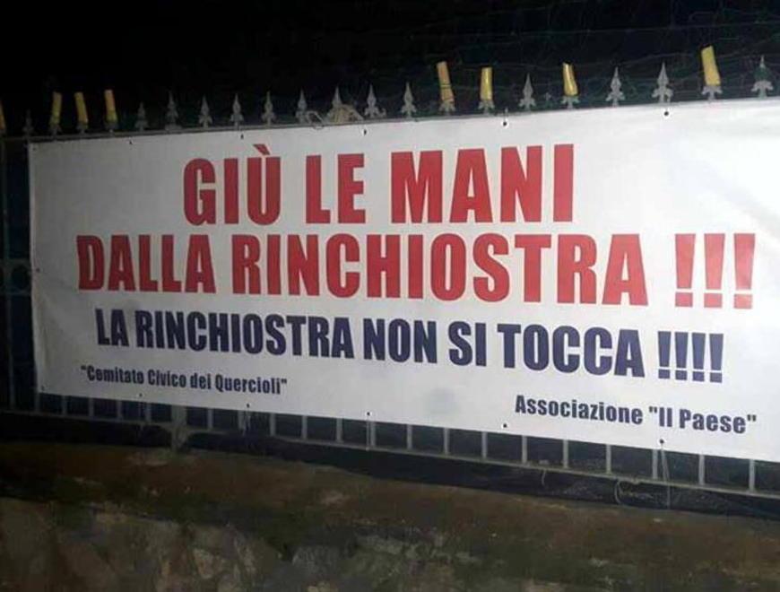 Sit-in in piazza per cancellare gli Aru di Quercioli 