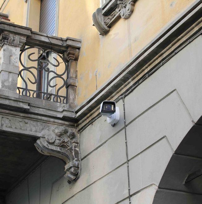 Reggio Emilia, installate 34 nuove telecamere in via Emilia San Pietro