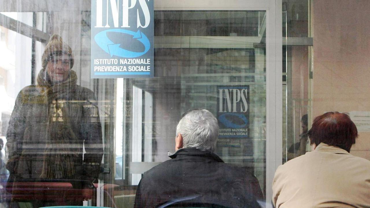 Inps, l’isola si ribella: salvate le sedi