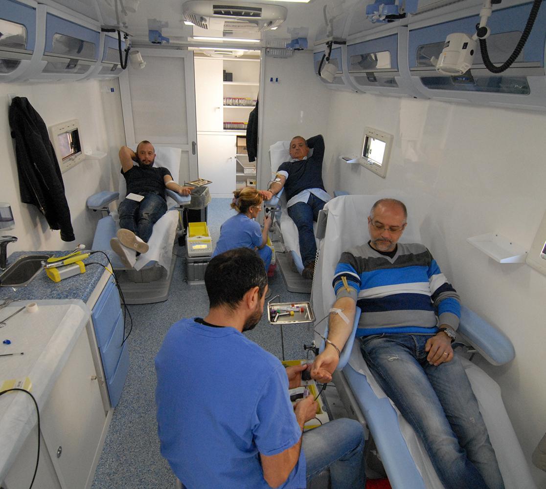 Maxi raccolta di sangue l’Avis va in piazza Roma 