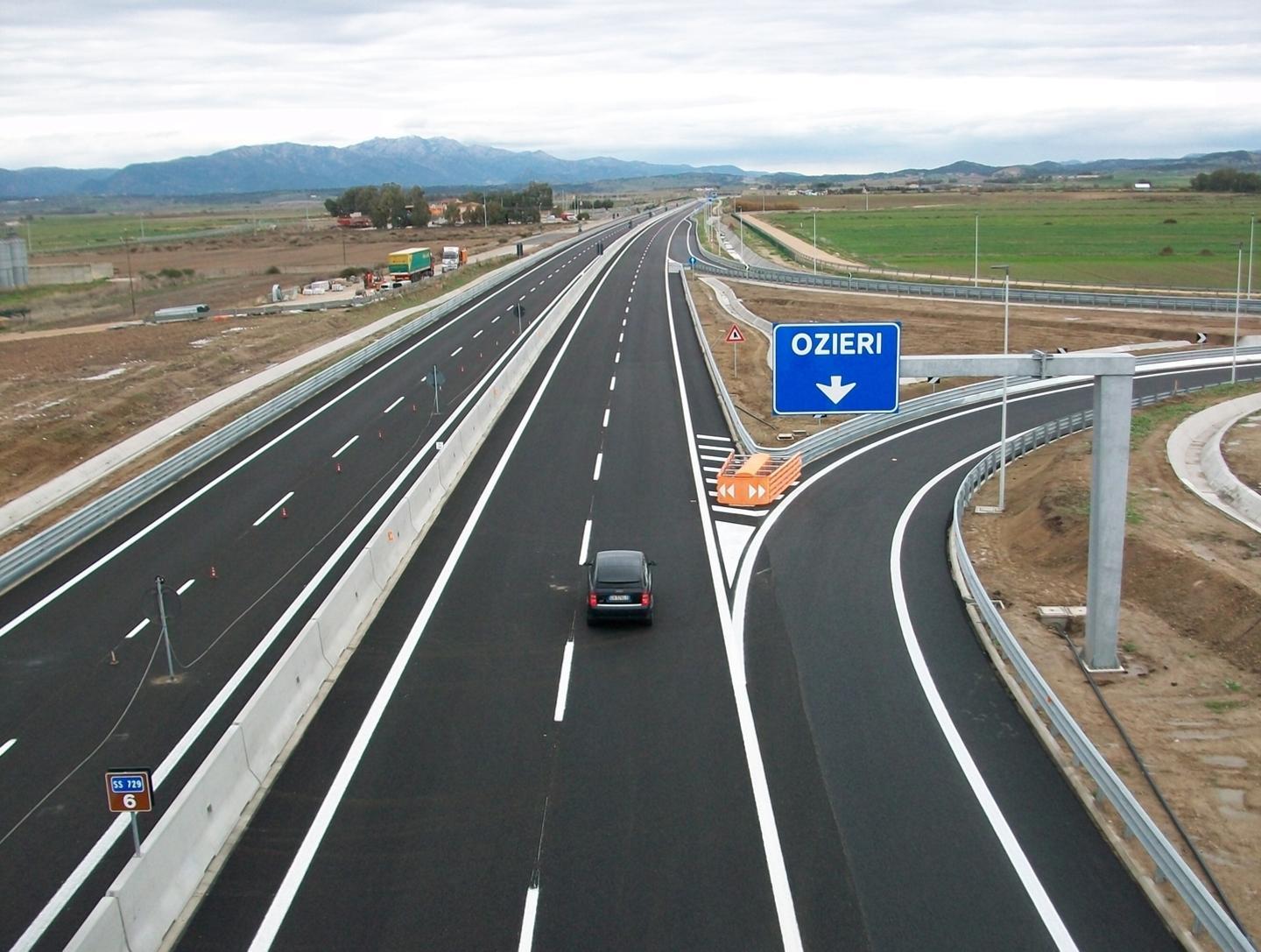 Nuova strada Sassari-Olbia, aziende sarde in rivolta: non sono sono state pagate 