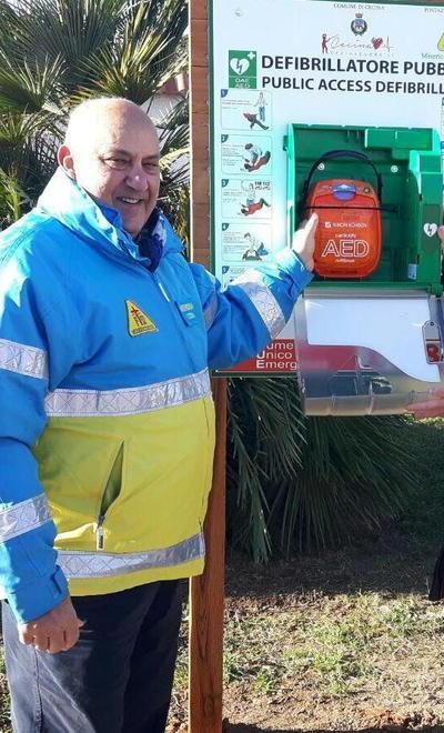 Defibrillatori: ecco il ventesimo a Marina «Bel regalo di Natale» 