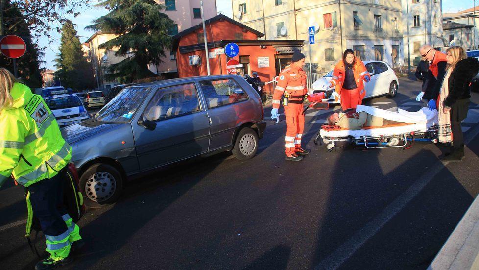 Pedone investito in via Dalmazia Traffico paralizzato