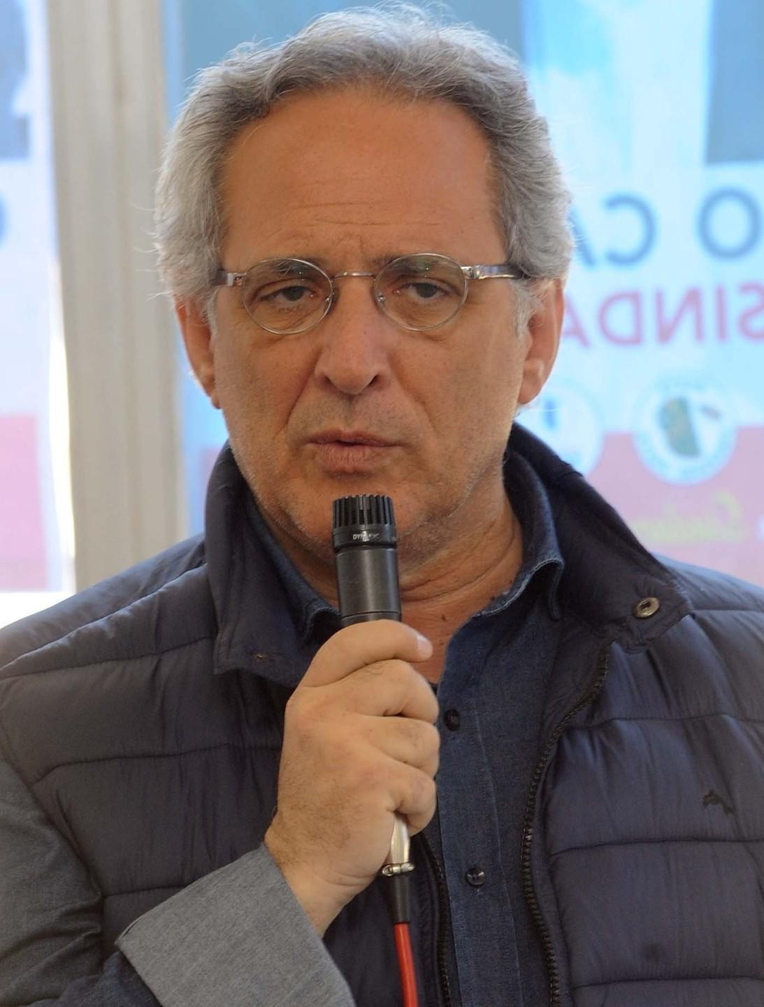 Poligoni, Scanu: governo poco coerente 