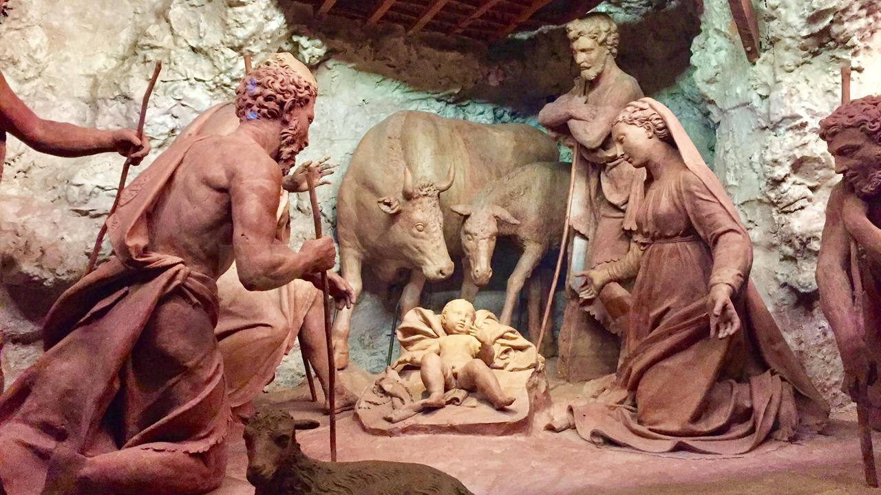 Modena, gli auguri del Vescovo Erio "Le fasce e la magiatoia"
