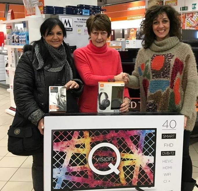 Dai commercianti di via Roma un regalo al Lotti