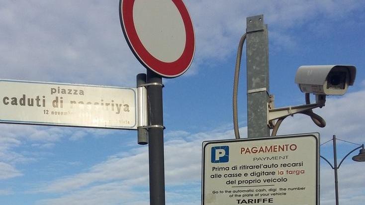 Caro-sosta natalizia «Il Comune annulli l’aumento dei ticket»