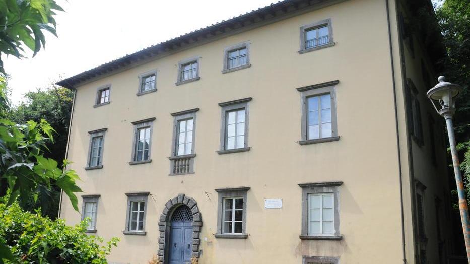 Nozze in municipio, ora si paga