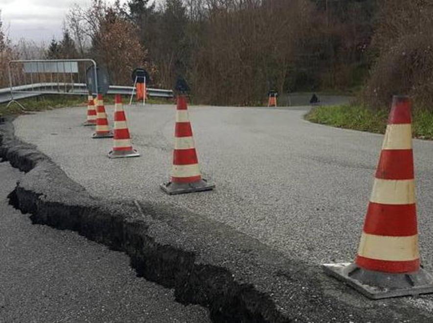 «Frana sulla via di Tassonarla, la Provincia deve fare di più»