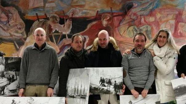 Le fotografie di marmo in 18 negozi del centro
