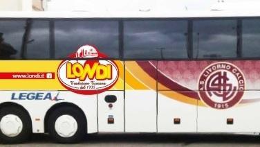 Sul pullman ecco il logo della Londi