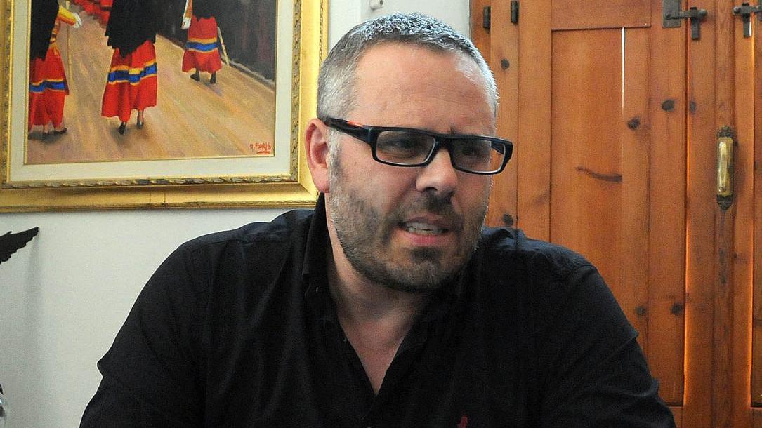 Lo sfogo: abbandonato dai politici