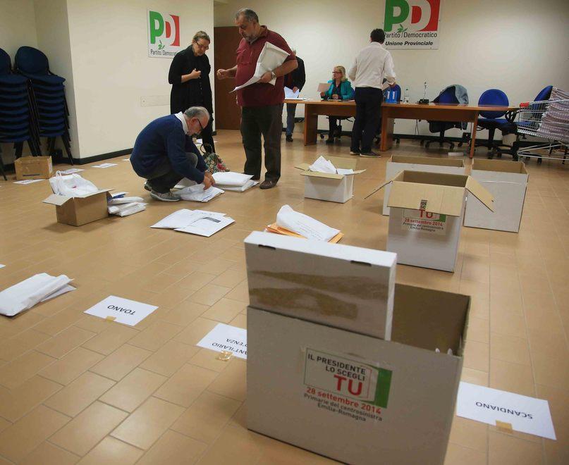  Pd, seimila tessere «L’obiettivo? Contenere i danni» 