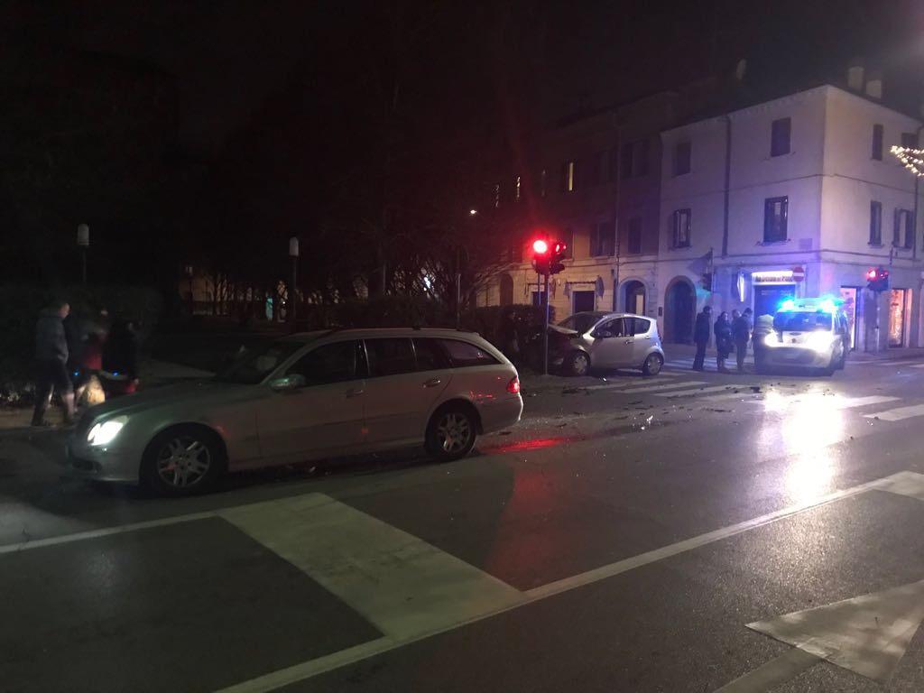 Un'altra immagine dell'incidente di sabato sera