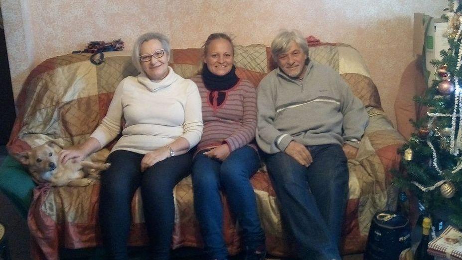 Carpi, famiglia vive per strada, lei li accoglie a casa sua