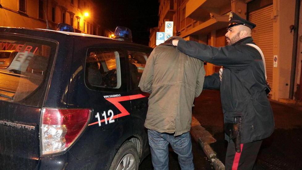 Ladro ignora l’obbligo di dimora e va in giro: arresto bis