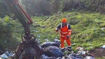 Ripulita la discarica sul Quiesa