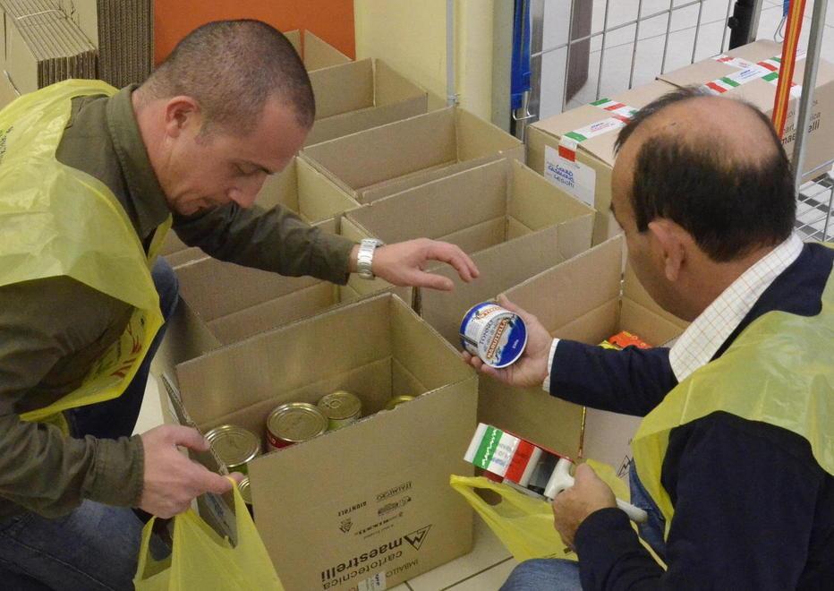 «Penalizzati per la politica» E il cibo finisce tra i rifiuti 