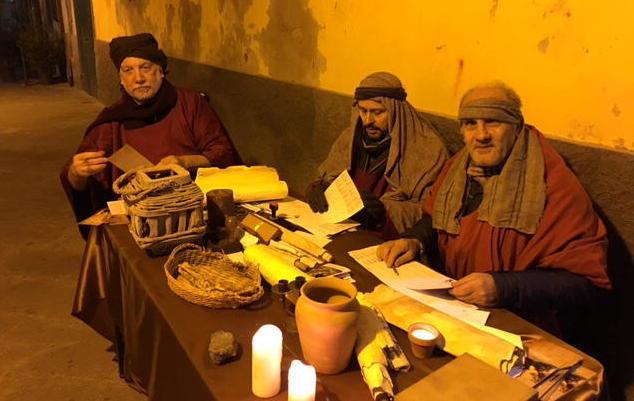 Presepe vivente con decine di figuranti 
