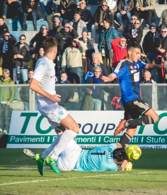Mannini padrone della corsia destra 