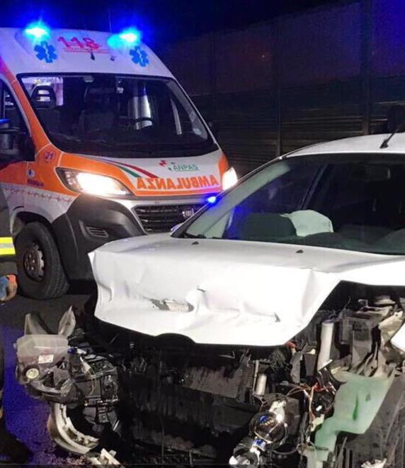 Feriti due ragazzi capannoresi in un incidente 