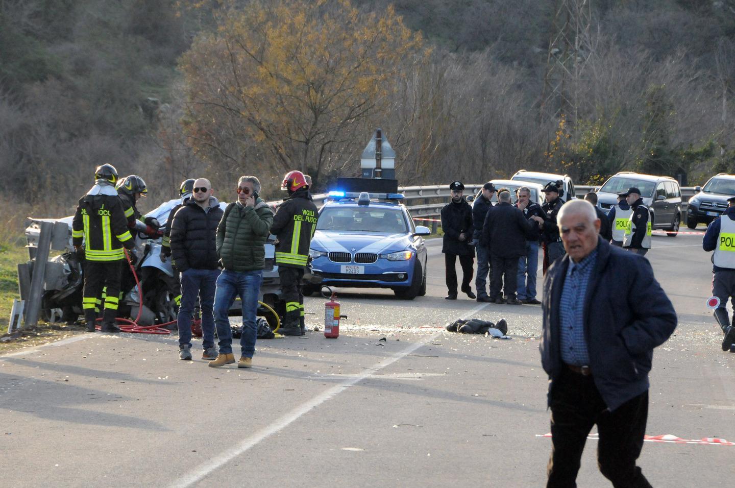 Due fratelli morti il giorno di Natale, Nuoro si stringe intorno alla famiglia Pintor 