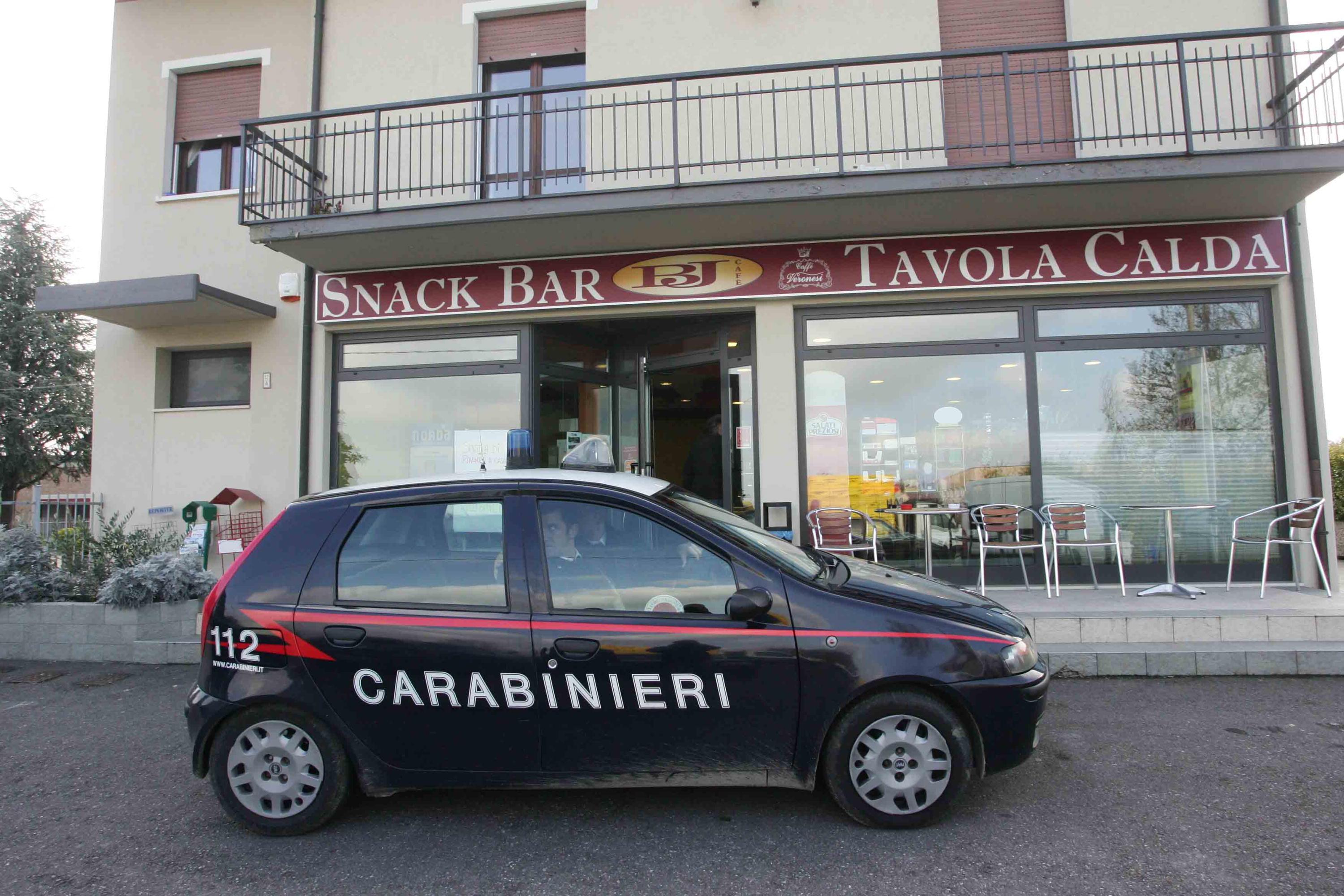 I ladri fanno incetta di sigarette