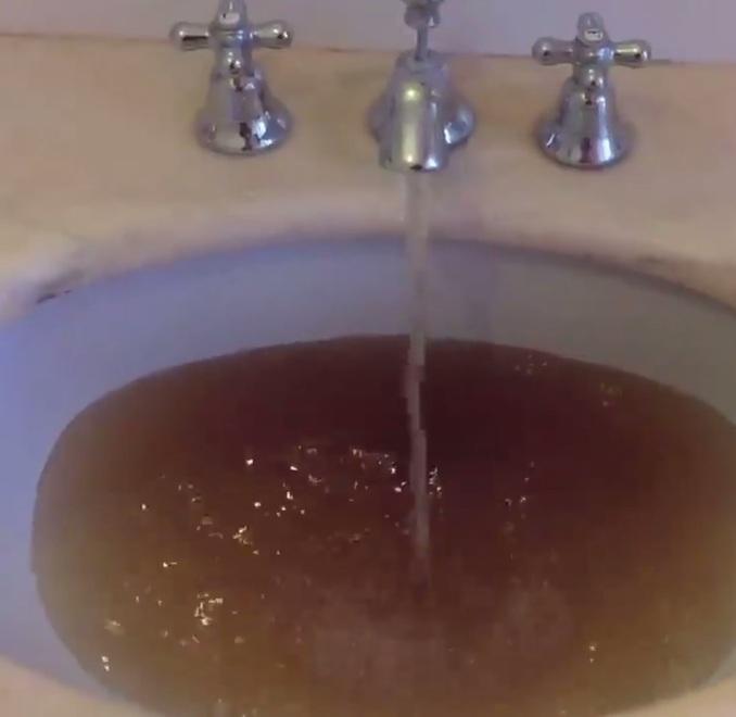 Natale con l’acqua sporca a Massarosa