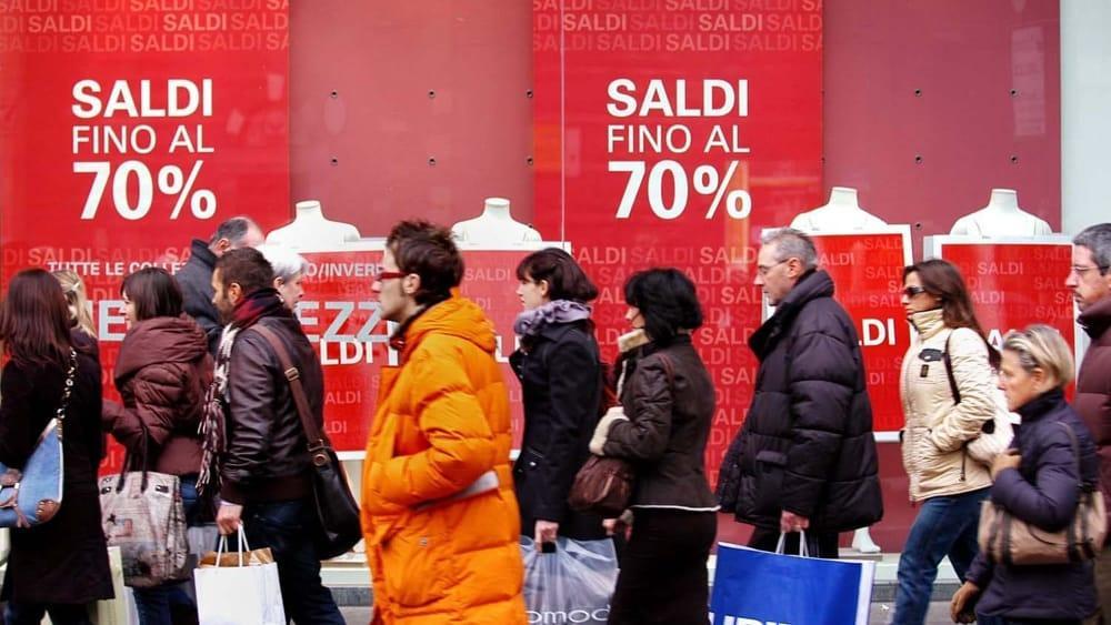 Modena, saldi al via il 5 gennaio