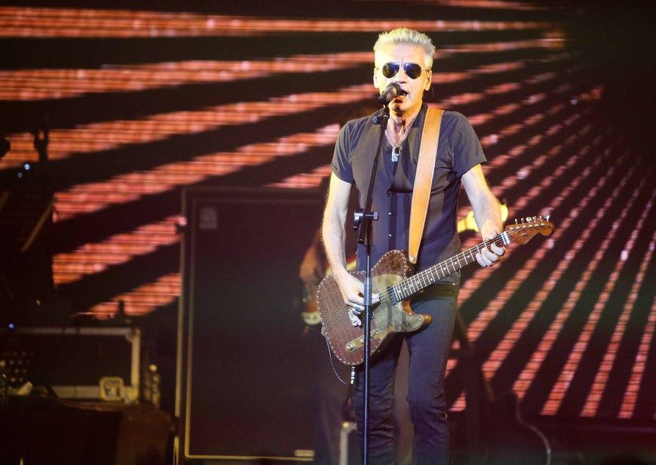 Reggio Emilia, l’annuncio di Ligabue: «Presto un docufilm sul live del 2017» 