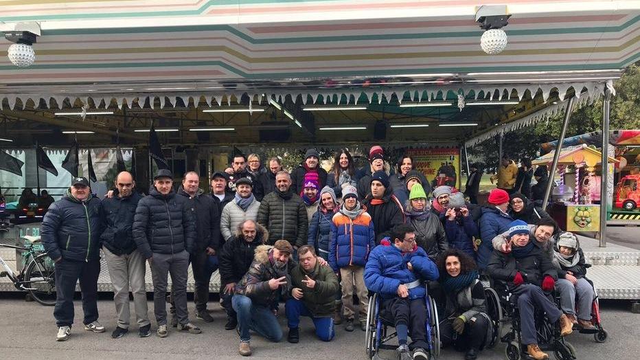 Giornata al Luna Park per i ragazzi dei centri riabilitativi