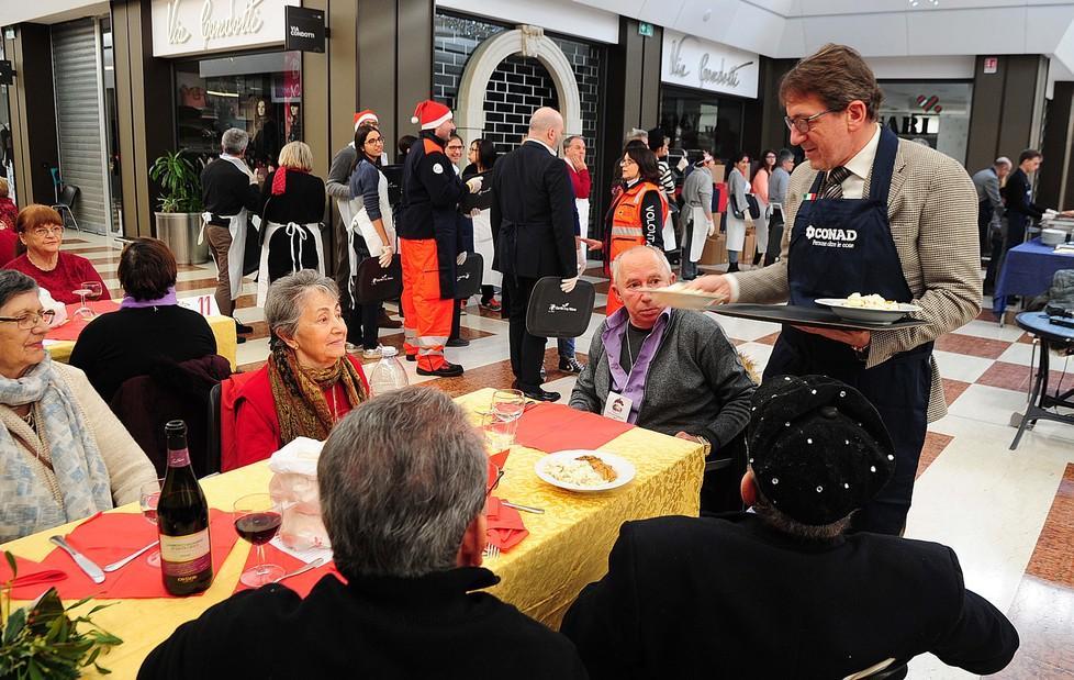 Natale benefico alla Rotonda 