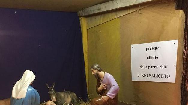 Presepi e donazioni da tutto il circondario per la comunità vittima della furia dell’Enza