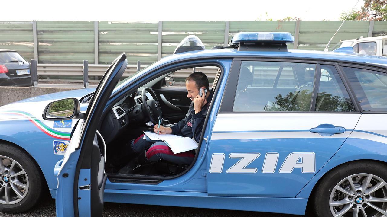 Una pattuglia della polizia (Foto d'archivio)