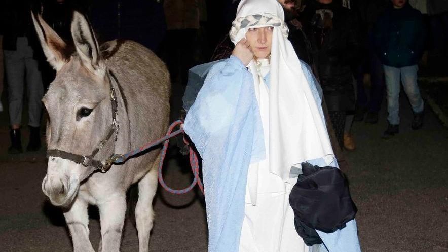 Il presepe vivente di Campolungo incanta grandi e piccini
