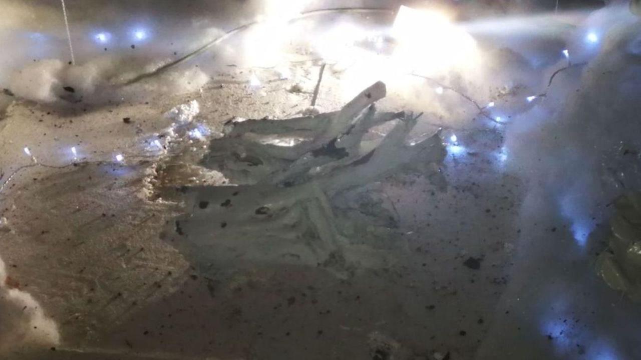 Vandali di Natale scatenati nel mirino piazza Faber