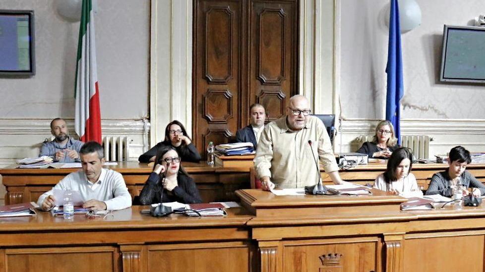 Nogarin alla Regione: ora la “Conferenza”